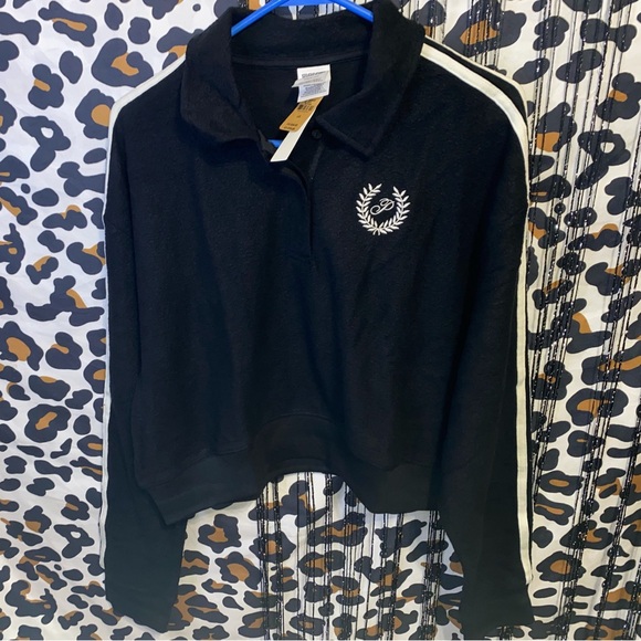 VICTORIA SECRET PINK REVERSE FLEECE CROPPED POLO SWEATSHIRT - Picture 2 of 12